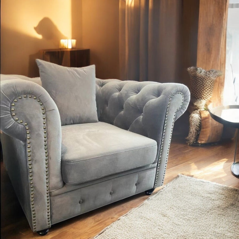 Grand Chesterfield Sofa