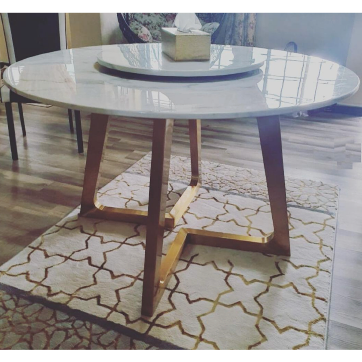 Etois Marble Table Round
